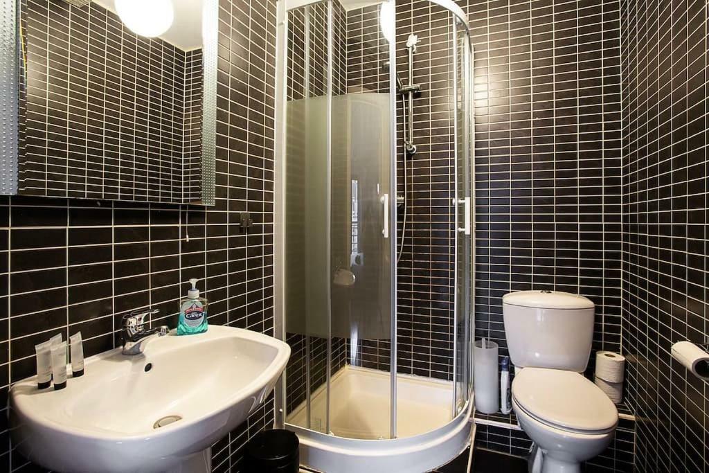 Spacious Belfast City Centre Duplex Apartment Bagian luar foto