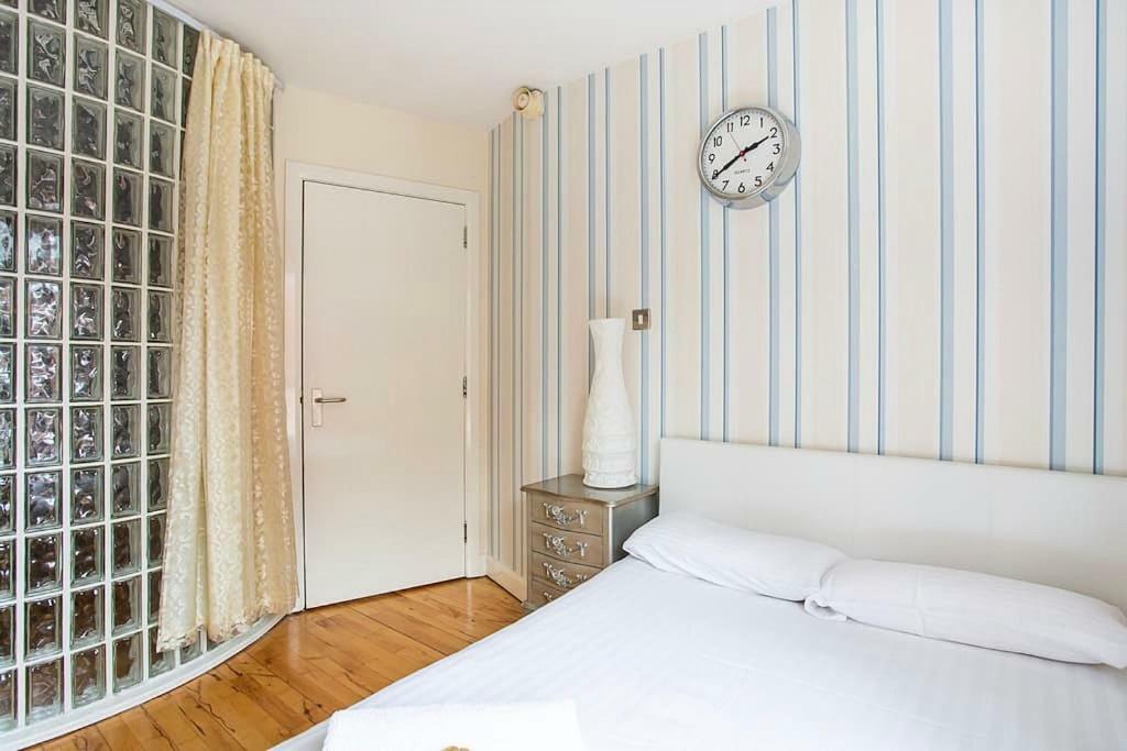Spacious Belfast City Centre Duplex Apartment Bagian luar foto