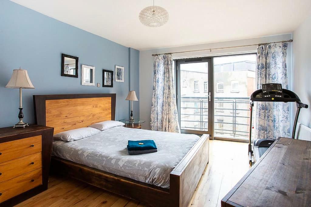 Spacious Belfast City Centre Duplex Apartment Bagian luar foto